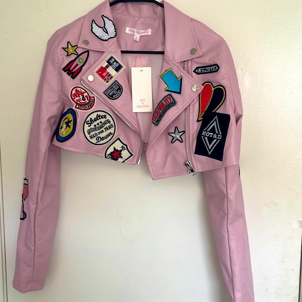 Cropped pink leather jacket size M